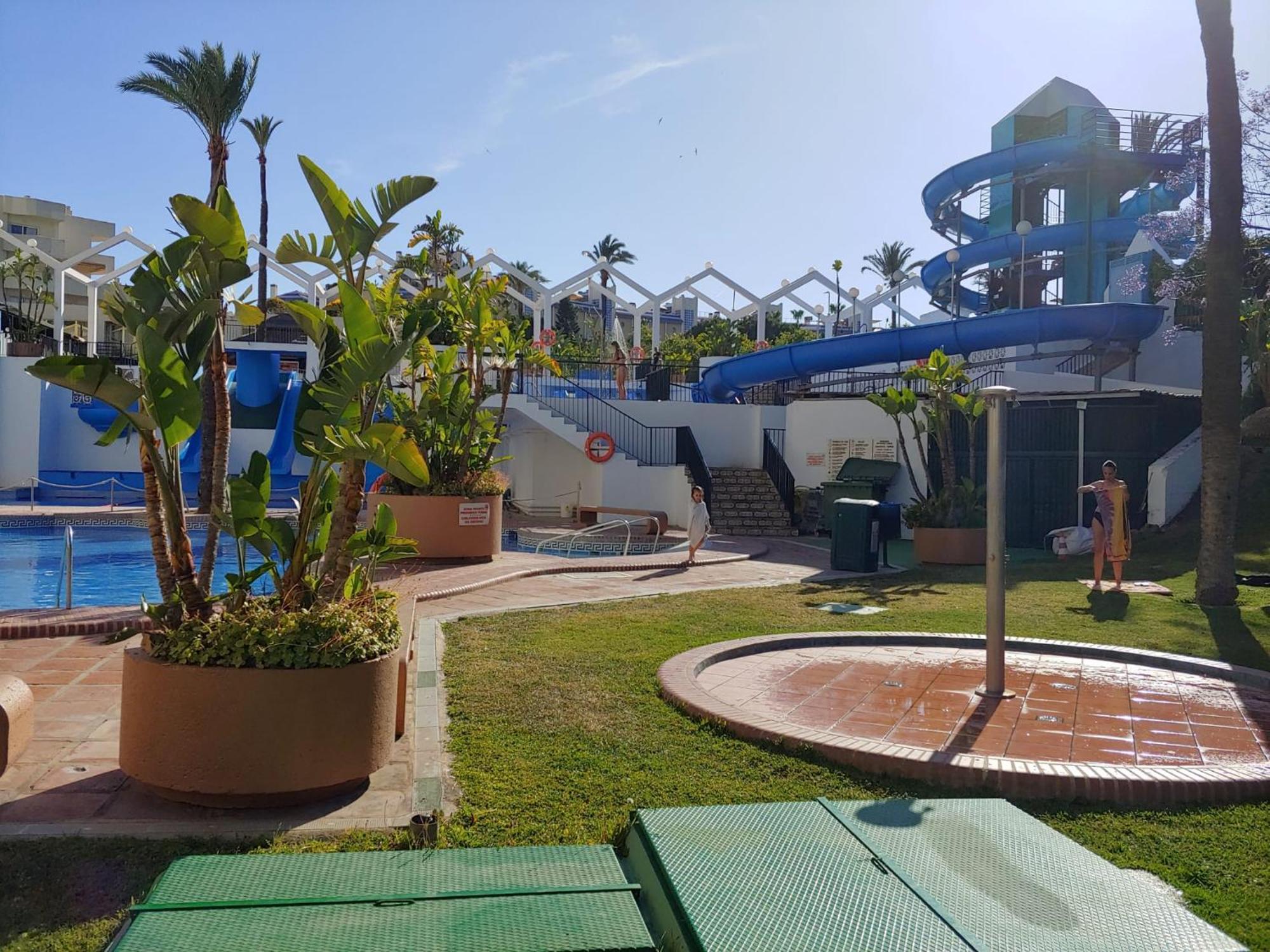 Benalbeach R&R Suite Benalmádena Exterior foto