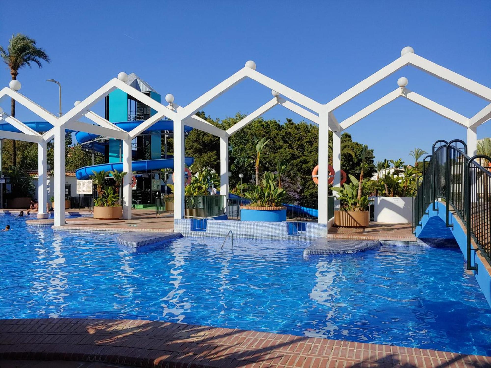 Benalbeach R&R Suite Benalmádena Exterior foto