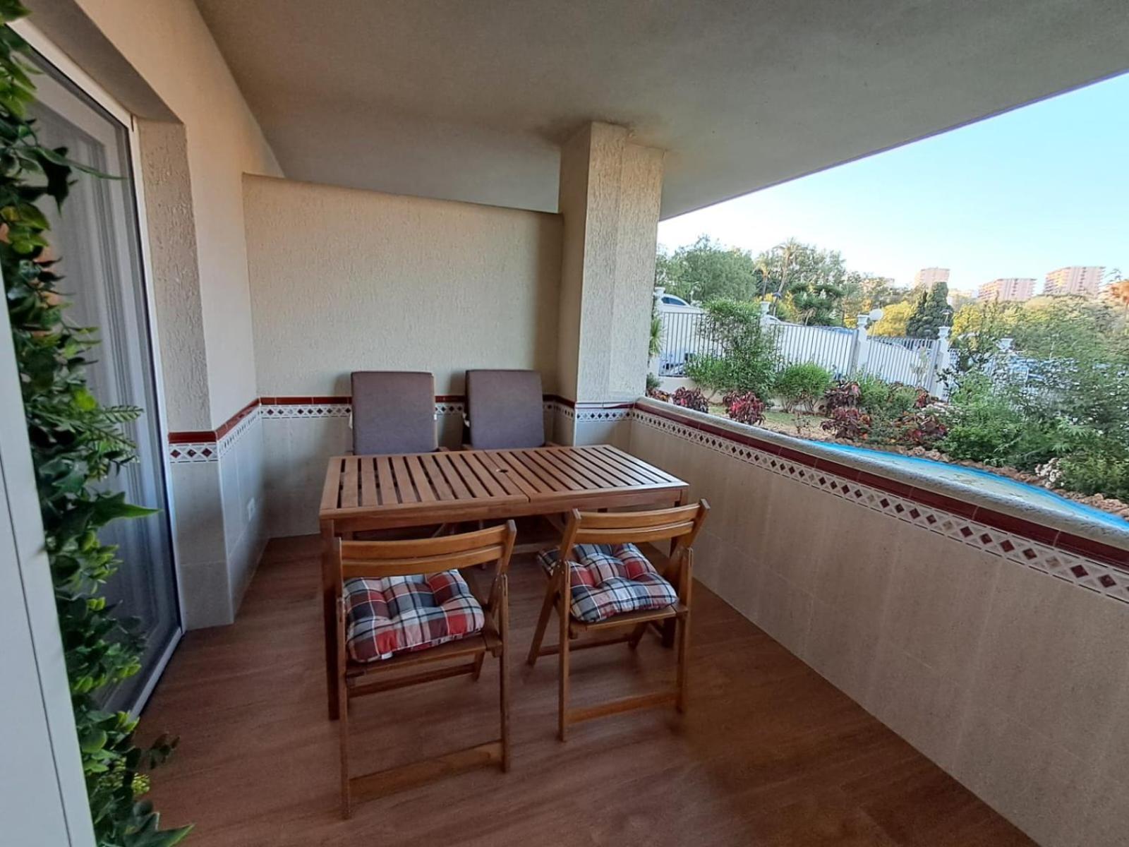 Benalbeach R&R Suite Benalmádena Exterior foto